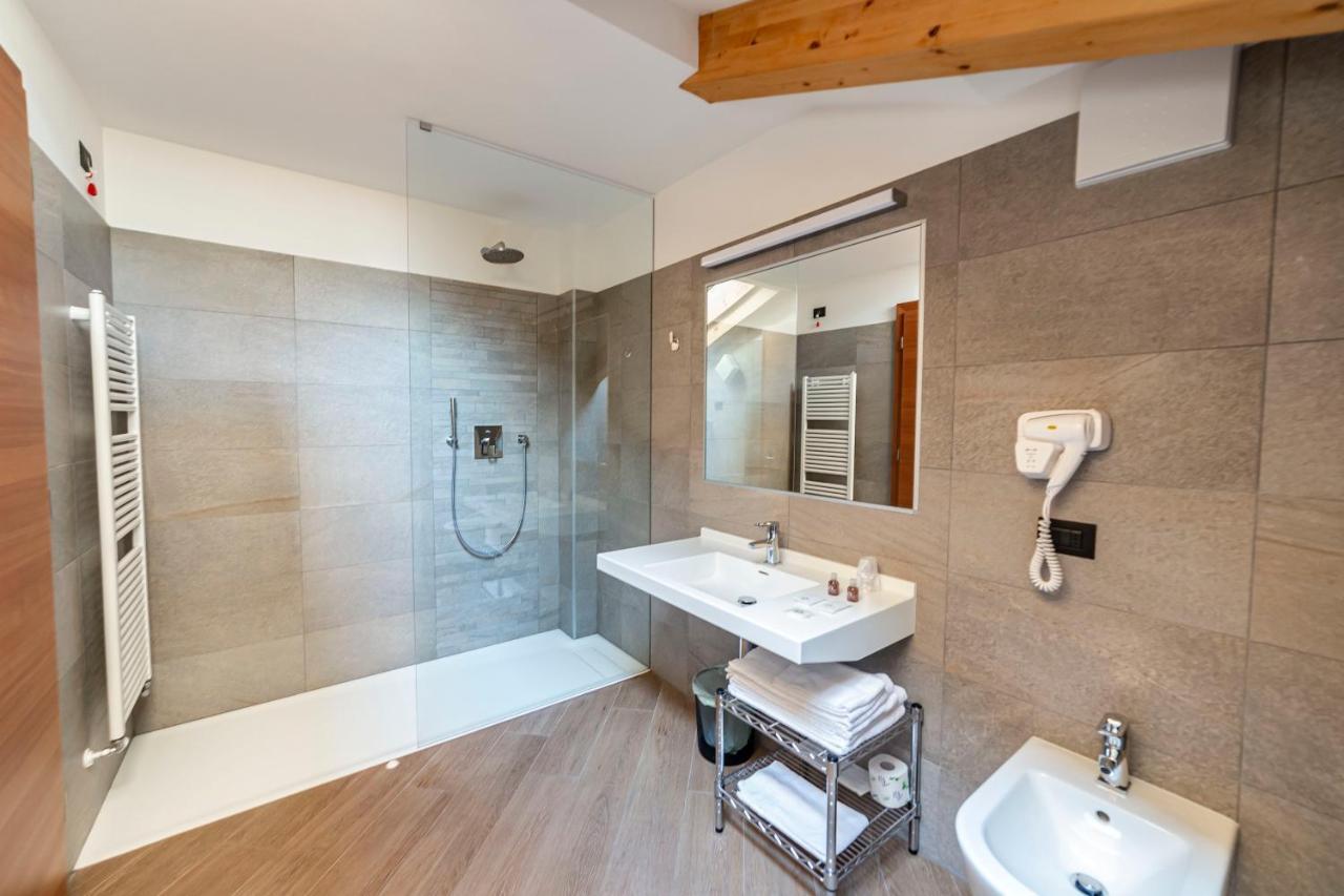 Hotel Garni Paradisi - Wellness & Spa ميزانو المظهر الخارجي الصورة